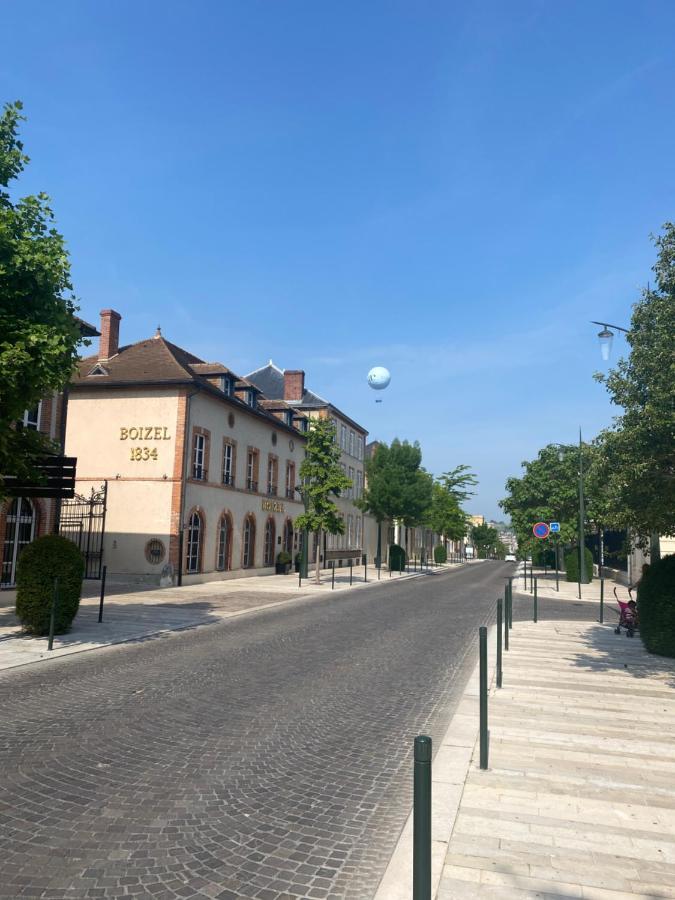 Avenue De Champagne Epernay Private Parking Apartman Kültér fotó
